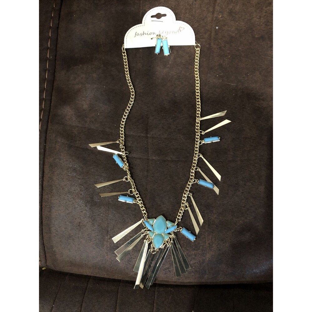 Fashion Beyond Necklace Earring Set Turquoise Color
